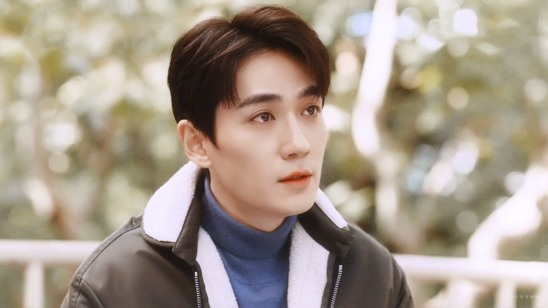 国足主场观众人数创新高，70588人助威，2021年国足主场